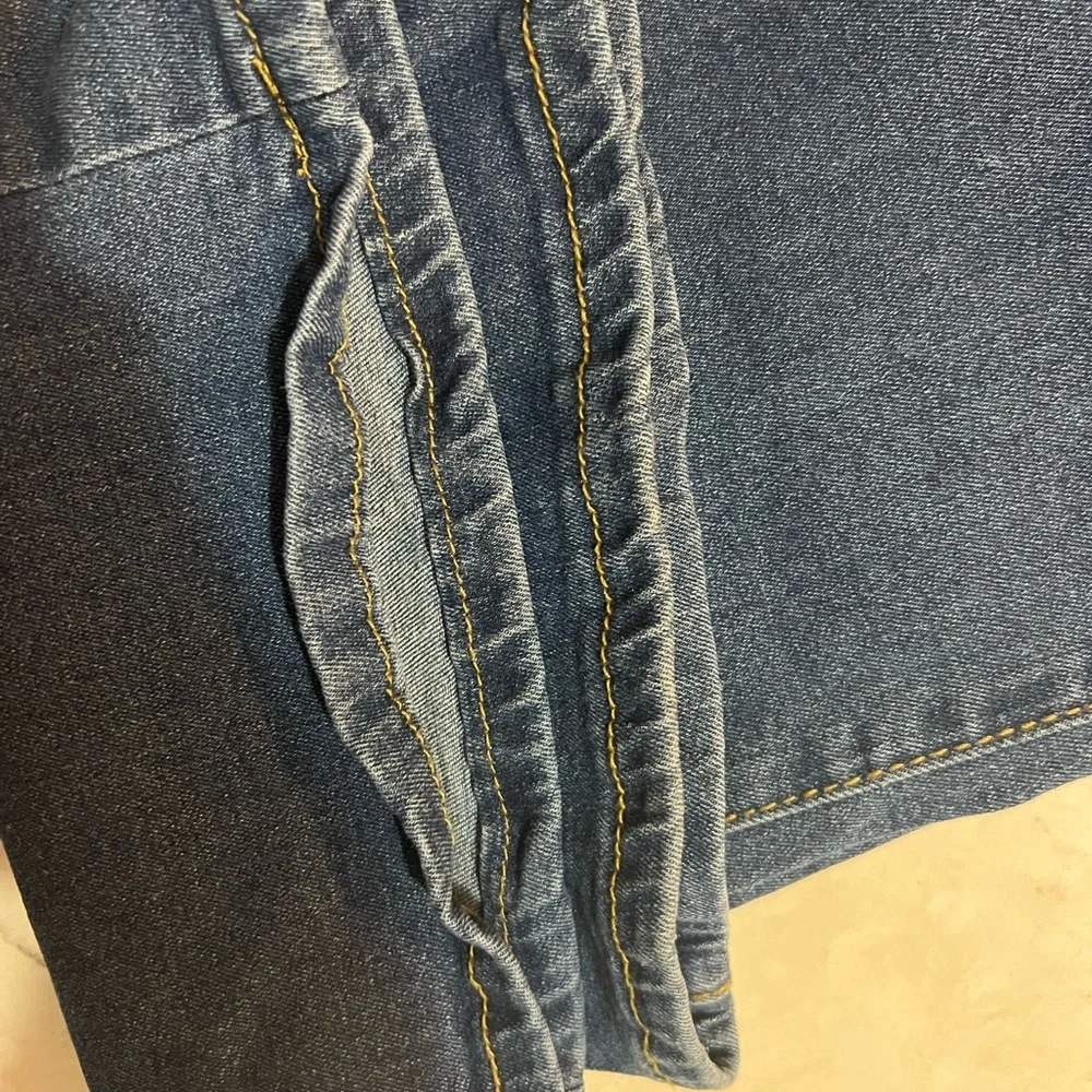 Indigo Women's Flare Tall Jeans size‎ M